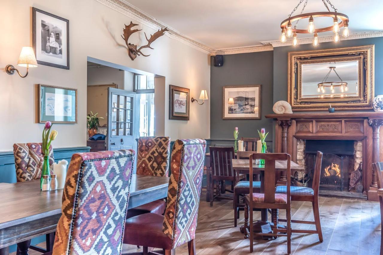 Inn Cockhaven Arms