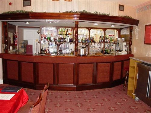 Cockhaven Arms Inn 4*